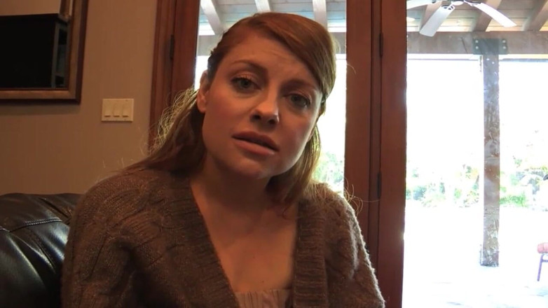 Hot Lesbians X: Sovereign Syre je fistována od Elle Alexandraa