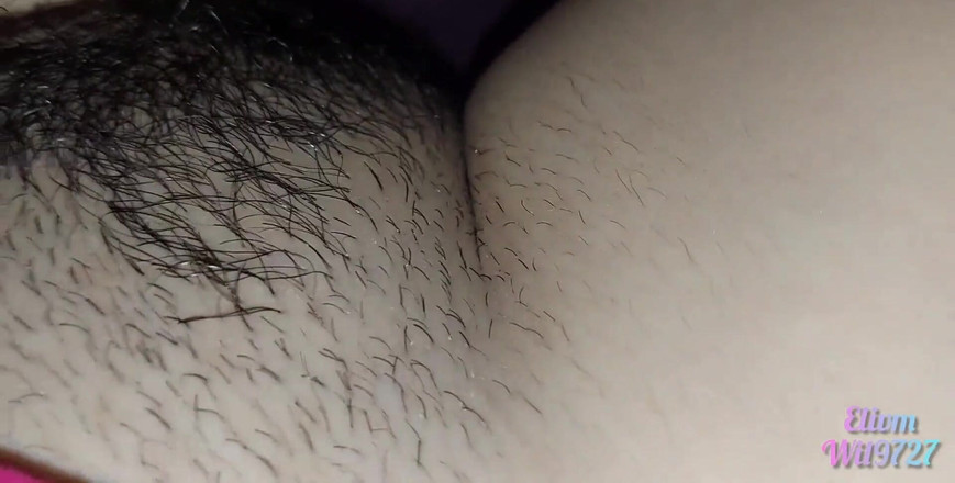 Wil9727: Ngentot memek sempit teman suamiku sendiri