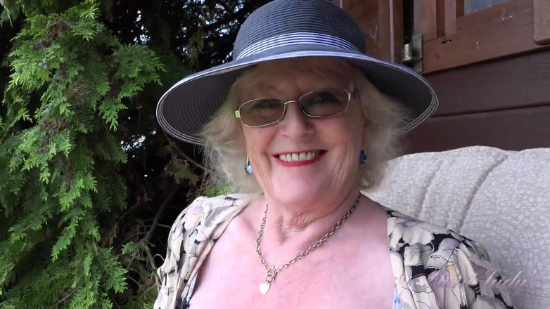 Aunt Judy's: Auntjudys - 66yo Hairy Mature GILF Mrs. Claire Sucks Your Cock in...