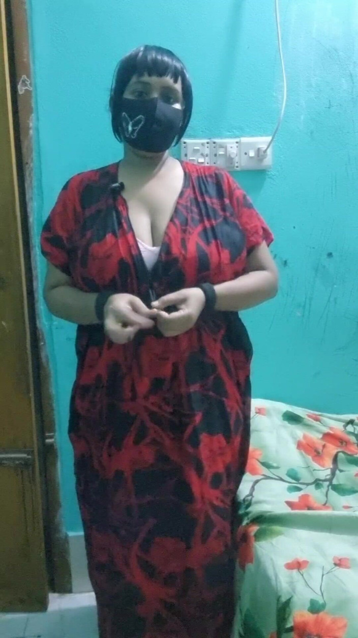 NilaRani693: 뱅글라 핫한 보지에 대고 유혹하는 솔로 유혹