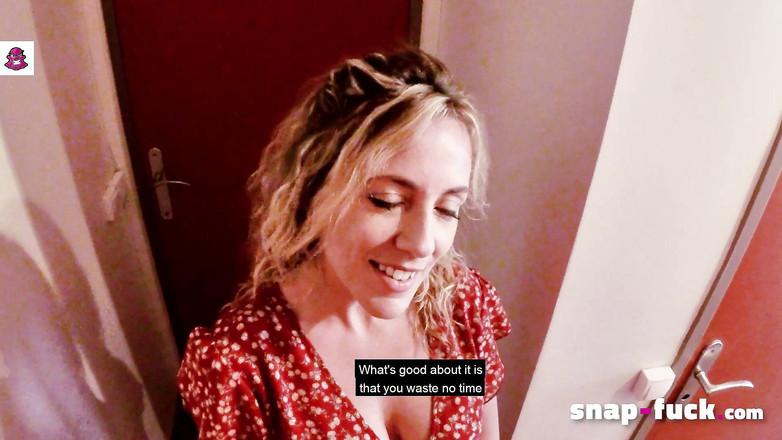 Snap Fuck: Mya &amp; Candy amcık yemeyi ve üçlü sekste sikiliyor! Snap-fuck