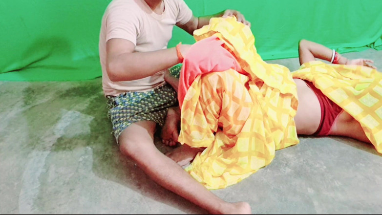Trilokinath: Yellow Silky Sadi and Bhabhi Fucked by Plumber
