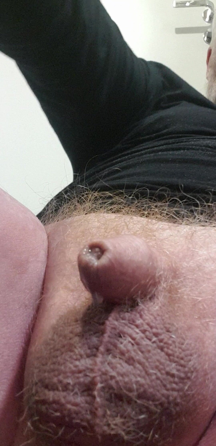 Redhairy4u: Đồ chơi trong đít, thủ dâm con cu nhỏ