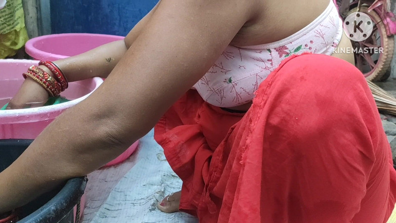 Anita yadav: Hintli ev hanımı güzel bir şekilde