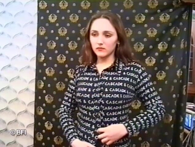 Horny Teenies: Russa dezoito anos - Natasja