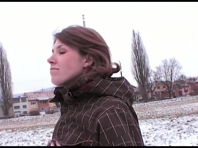 All Those Girlfriends: Fran shows her body on winter cold