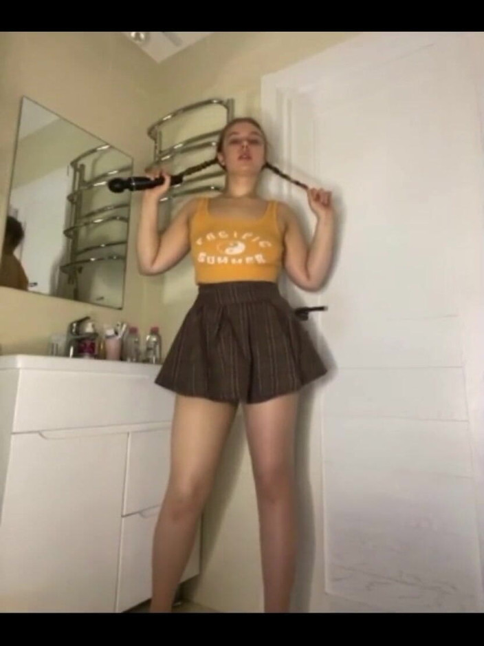 JuiceLussie: My Stepsister Fucking with Big Dildo in Bathroom