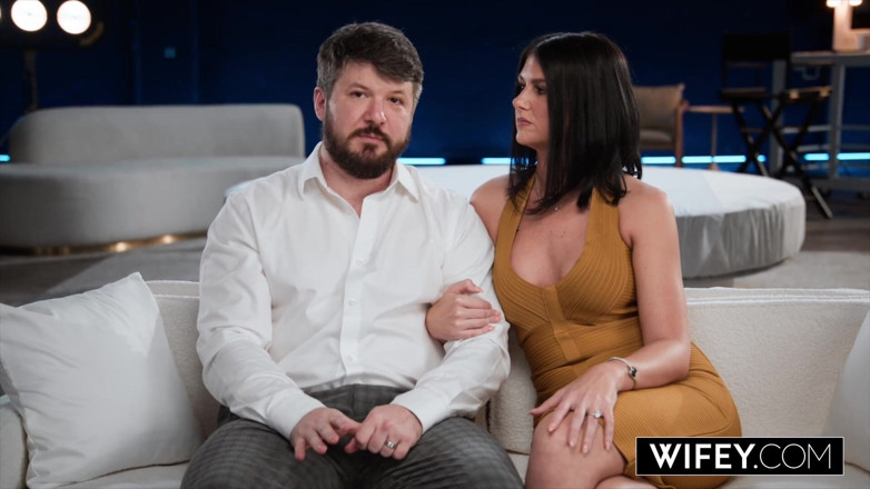 Wifey: Wifey Hubby Watches as His Horny Wife Sienna Rae Gets...