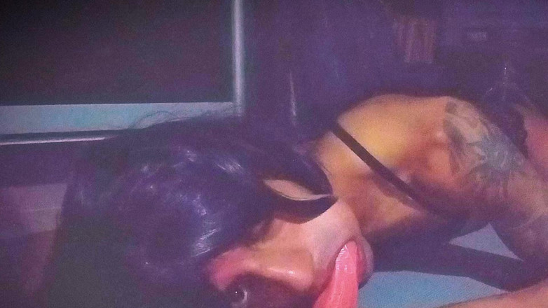 Ombunny: Just a Pretty Face with a Pussy for a Mouth