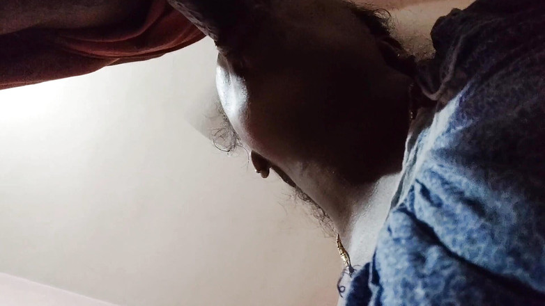 Realmallucouplevlog: Gorąca dziewczyna Mallu palcami i masturbuje się wideo