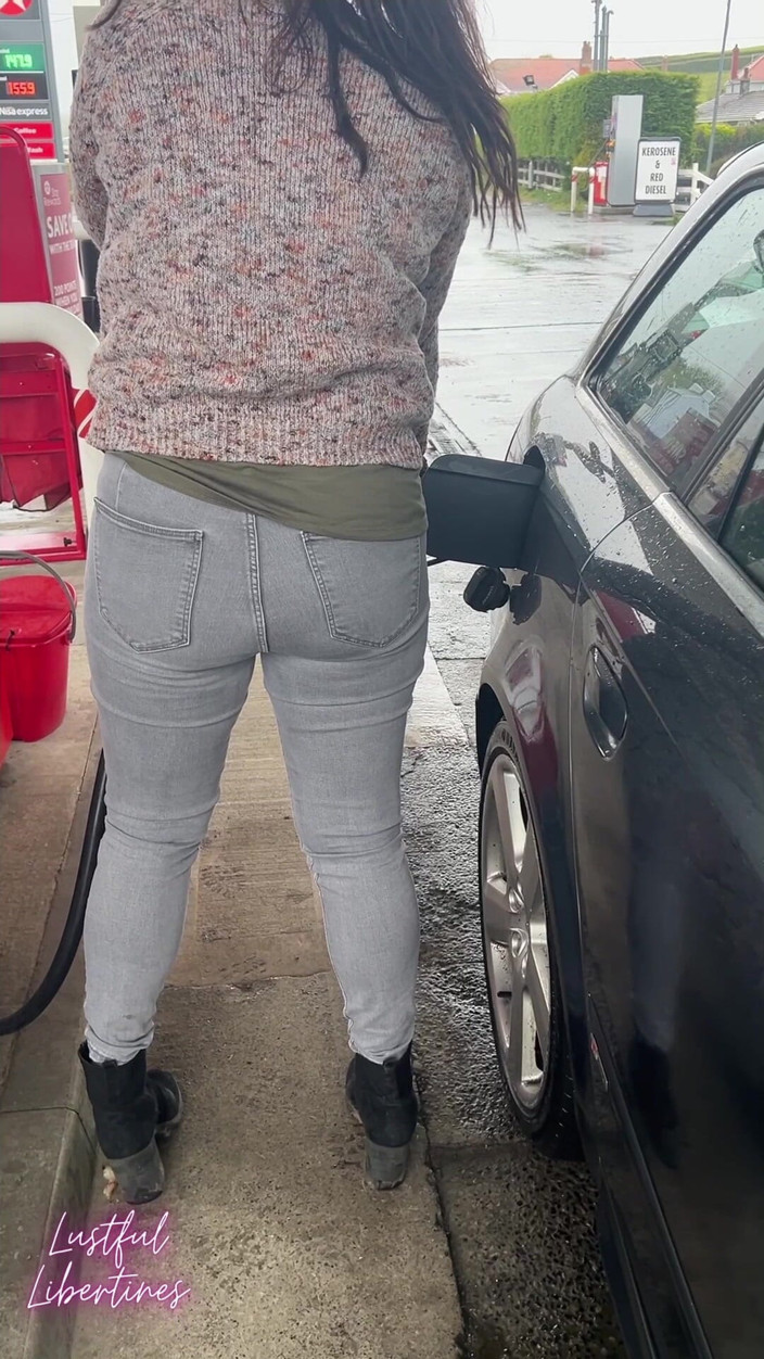 Lustful Libertines: Jeans Wetting as I Refilled My Car at the Station -...