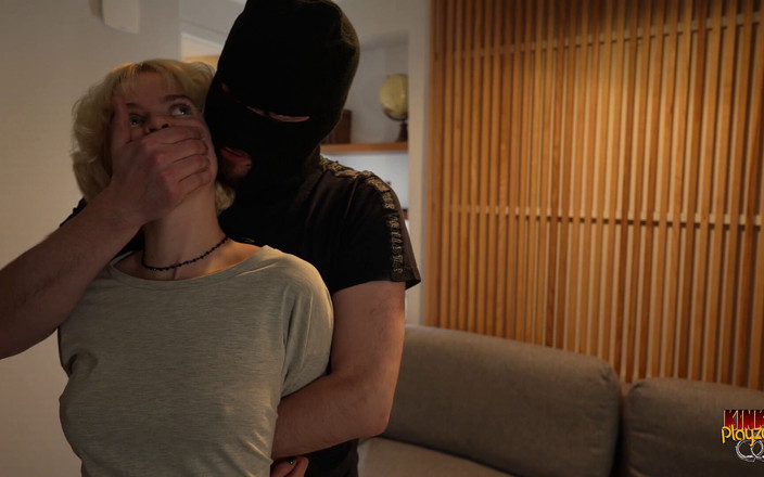 KinkyPlayzone: Le visiteur, bondage et fiction en difficulté - 4k