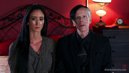 Kink University: Rough sex skills: How to use a pillowcase