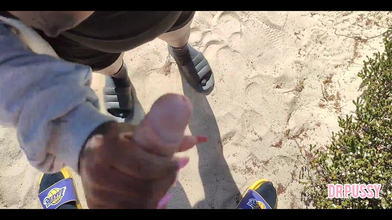 CASALTESUDEX: Une femme enceinte est abandonnée par son mari et masturbe...