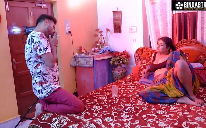 Desi Bold Movies: हॉट सोनागाछी भाभी की अपने तीन ग्राहकों के साथ जबरदस्त चुदाई (हिंदी ऑडियो)