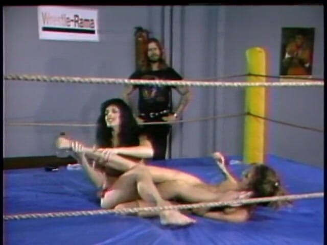 Girls of Desire: Lesbian sluts oil wrestle in the ring