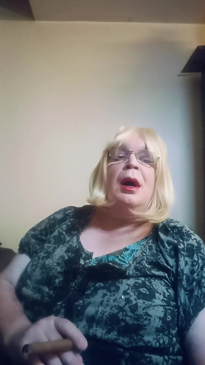 Stephanie-Nicole-TV: September 2026 Vlog - Chewing the Fat Whilst Smoking a Cigar