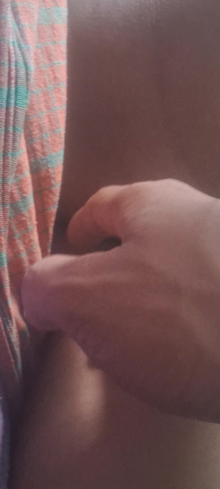Localsexlove011: Desi Assam Bhabi Show Hairy Pussy Boobs and Fingering