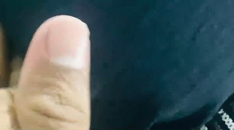 Arabicqueen: भारतीय टीचर मुस्लिम हिजाबी लड़की के स्तन दबाता है