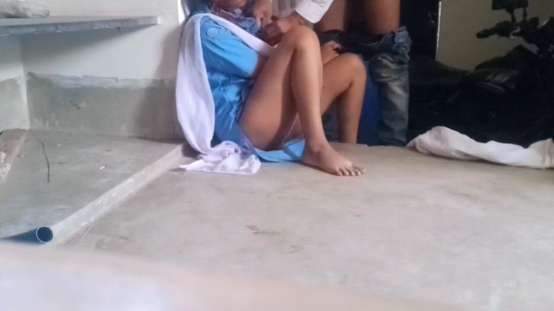 Nazima Khan: Ha scopato la fidanzata dell'amica fingendo di sosterla