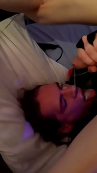 Loona Shemale Trans Stroke a Cumshot on Her Face Come Se This Little Bitch Cum on Herself