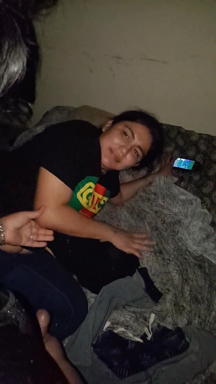 E-Alfa: Quick with My Stepsister, I Come in Her Clothes