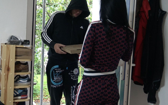 Maja-Bach: Zkurven pizzaři!!