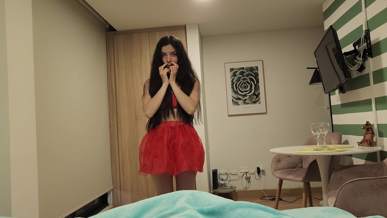 Jopy sex: His Stepdaughter Arrives in a Skirt and Without Underwear to...
