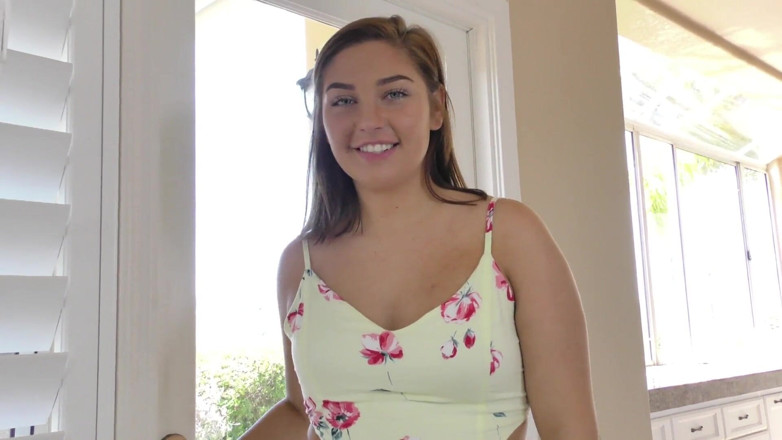 Perv Milfs n Teens: Vivian Taylor Eats Her Friend's Stepdad's Asshole