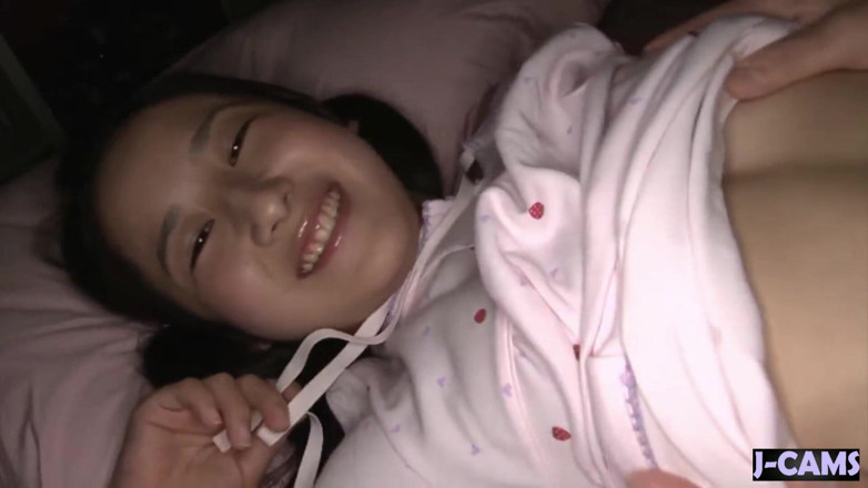 J-Cams: Awek kecil molek Bertetek Lancap Cantik Bermain Bogel Dengan Nafsu...