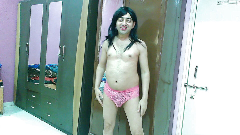 Cute & Nude Crossdresser: Roztomilý a nahý sissy crossdresser femboy sweet lollipop masturbace a...