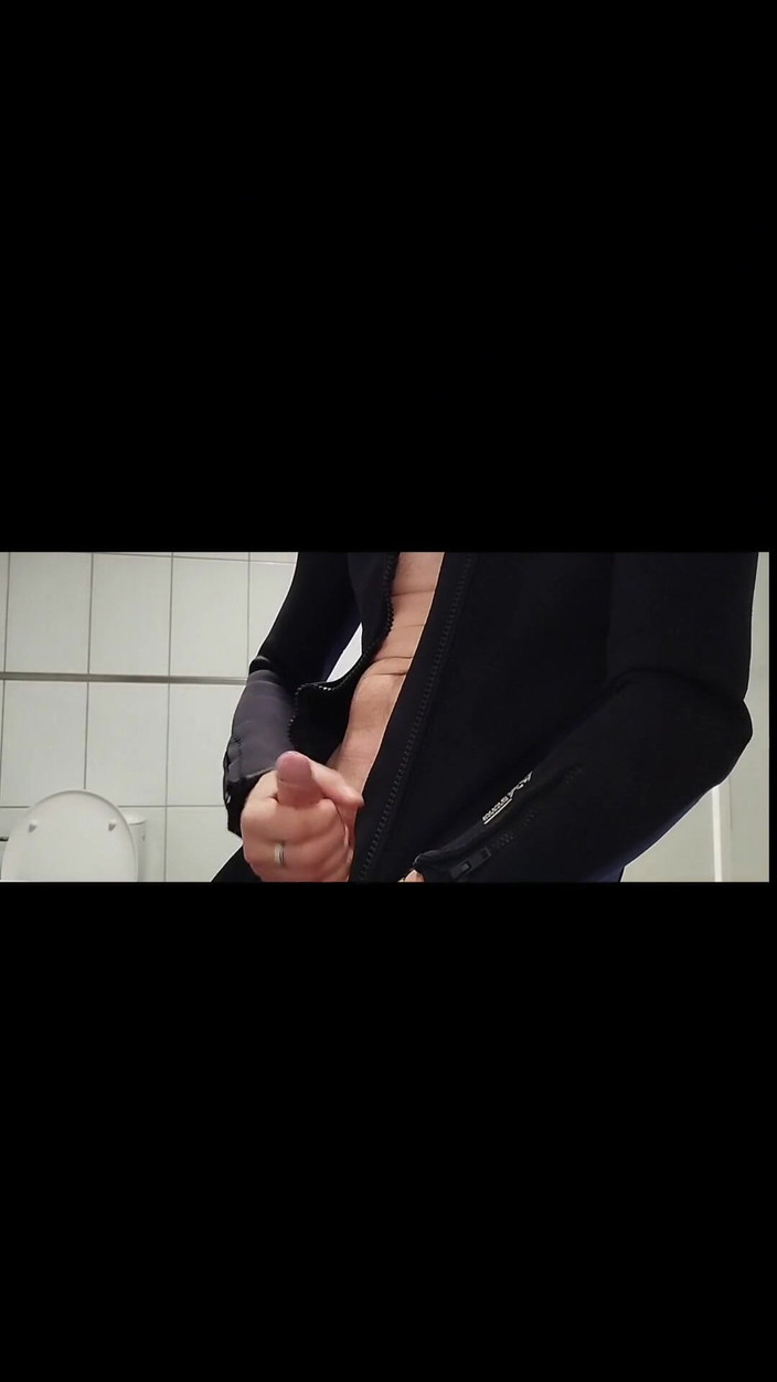 kickerscooter: Bilik persalinan ditangkap melancap