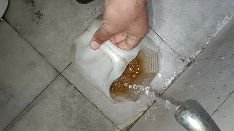 LovedSunsine1990: Băieți, am o șarjă de spermă în bagaj