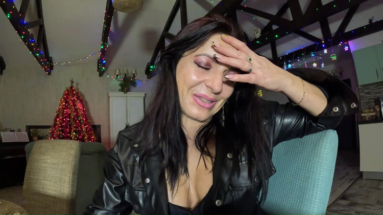 MilfyCalla: Kouření Dominace POV - Kůže, Sprosté Řeči a JOI S Cigaretovým Kouřem