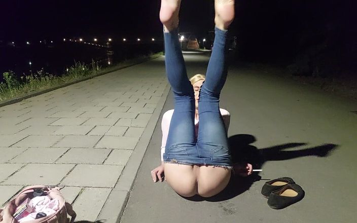 sweetfeet29: Tu veux en voir plus ?