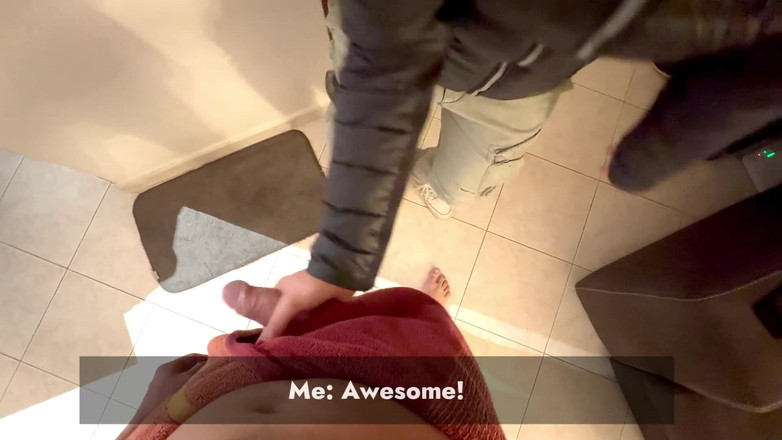 SweetJaneOfficial: Esibizione del cazzo per la ragazza delle consegne lo prende!