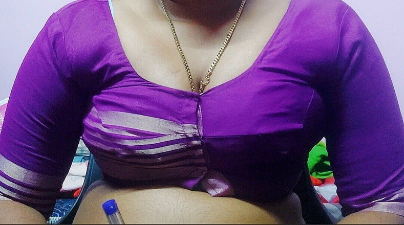 Desi Mohini: La moglie arrapata tettona fa sesso con suo marito