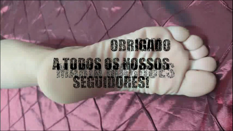 Casal Gresopio BDSM: Mel अपने मालिक के पैरों से प्यार करती है 1