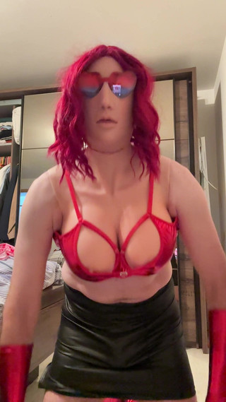 Francis Malice: Sissy Francis Malice Konec nová tvář 2