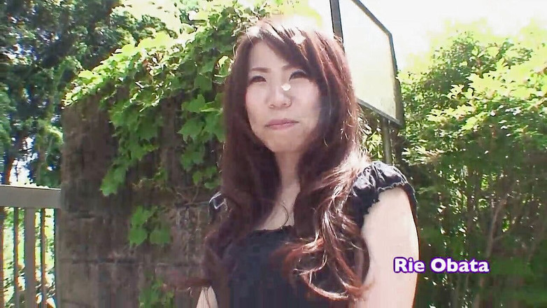 Milf in Love: Behaarte japanische milf - episode 03