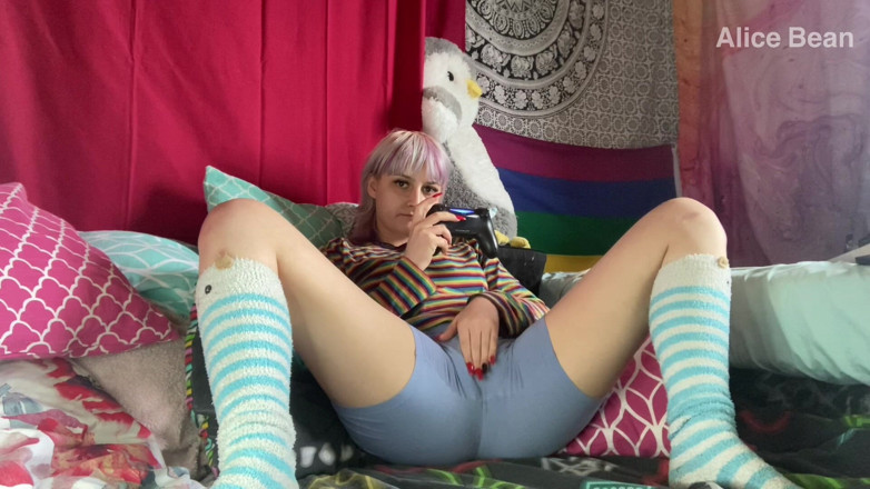 Alice Bean: Pantaloni de joc umezire