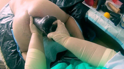 Marcus Pollack: POV medische femdom vuistneuken en met dildo spelen