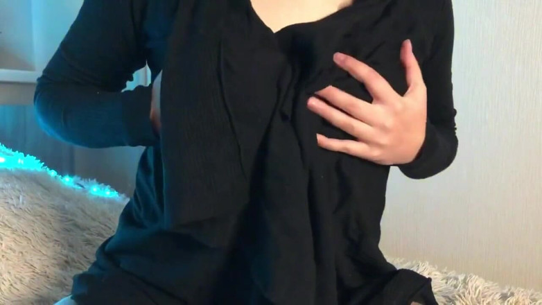 Adeli: I'm left alone at home and playing with my body
