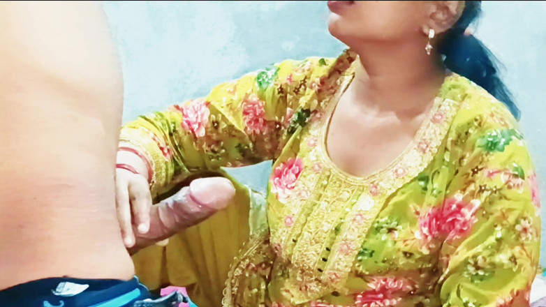 Sexy_girl_nehu: Sborrata in bocca indiana bhabhi - miglior pompino scopata in faccia...