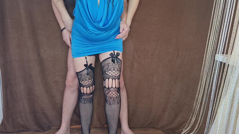 Viktoria_sekret: Istri hot dengan butt plug dicrot di dalam