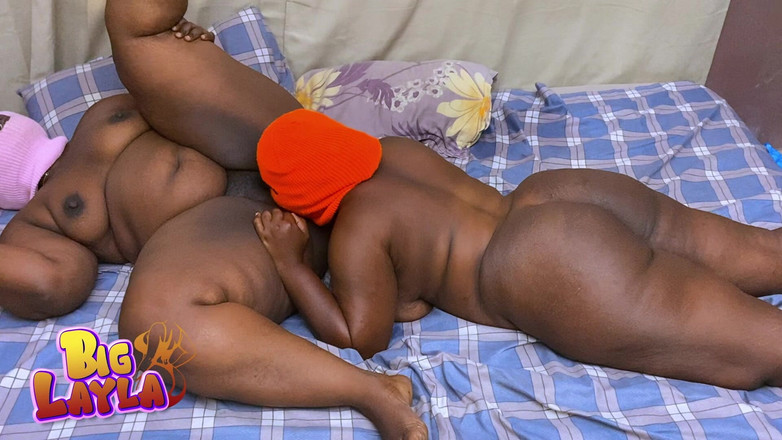 Big Layla: Mengeringkan Jus Fem Dom