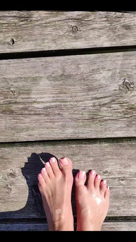 घर के बाहर