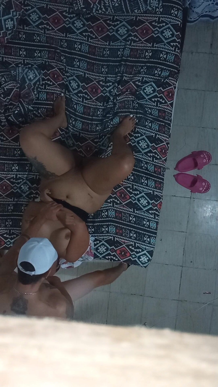 Monozion: Ev yapımı ırklararası çift, eşimi nasıl sevdiğimi seviyor