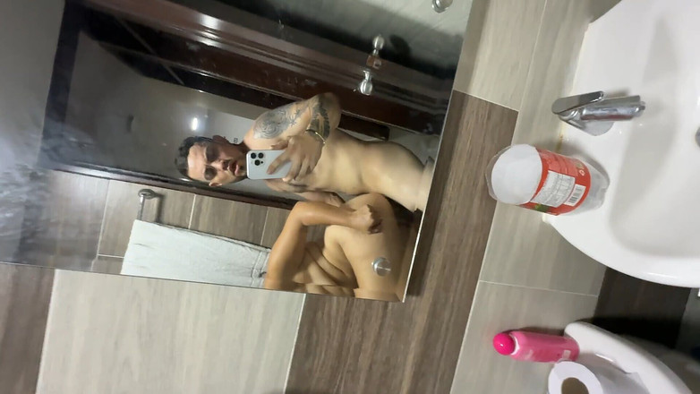 ManualJosediaz09: I Spy on My Stepmother's Bitch While She Showers Since...