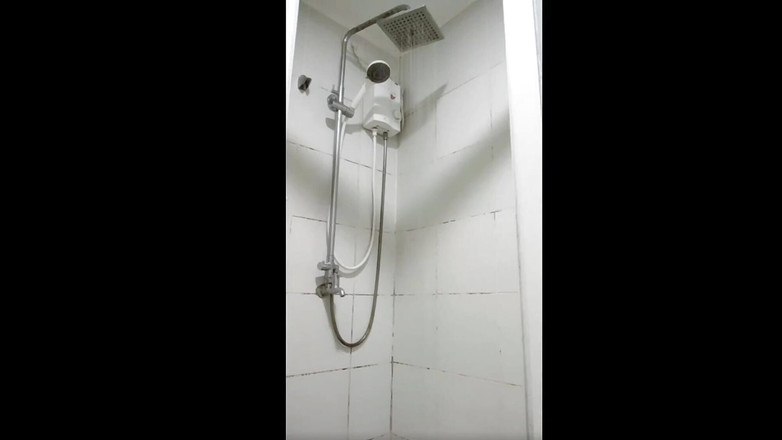 Rent A Gay Productions: Benvao a Ace Amber – zábava ve sprše sexy Asia Twink